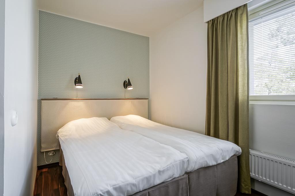 Forenom Serviced Apartments Espoo Tapiola Ruang foto