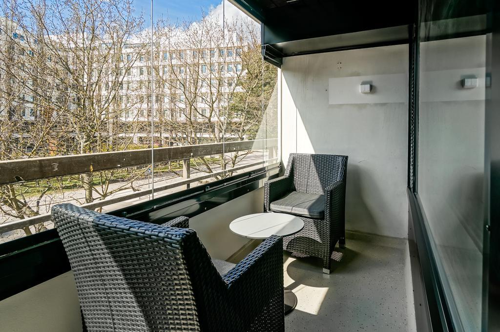 Forenom Serviced Apartments Espoo Tapiola Ruang foto