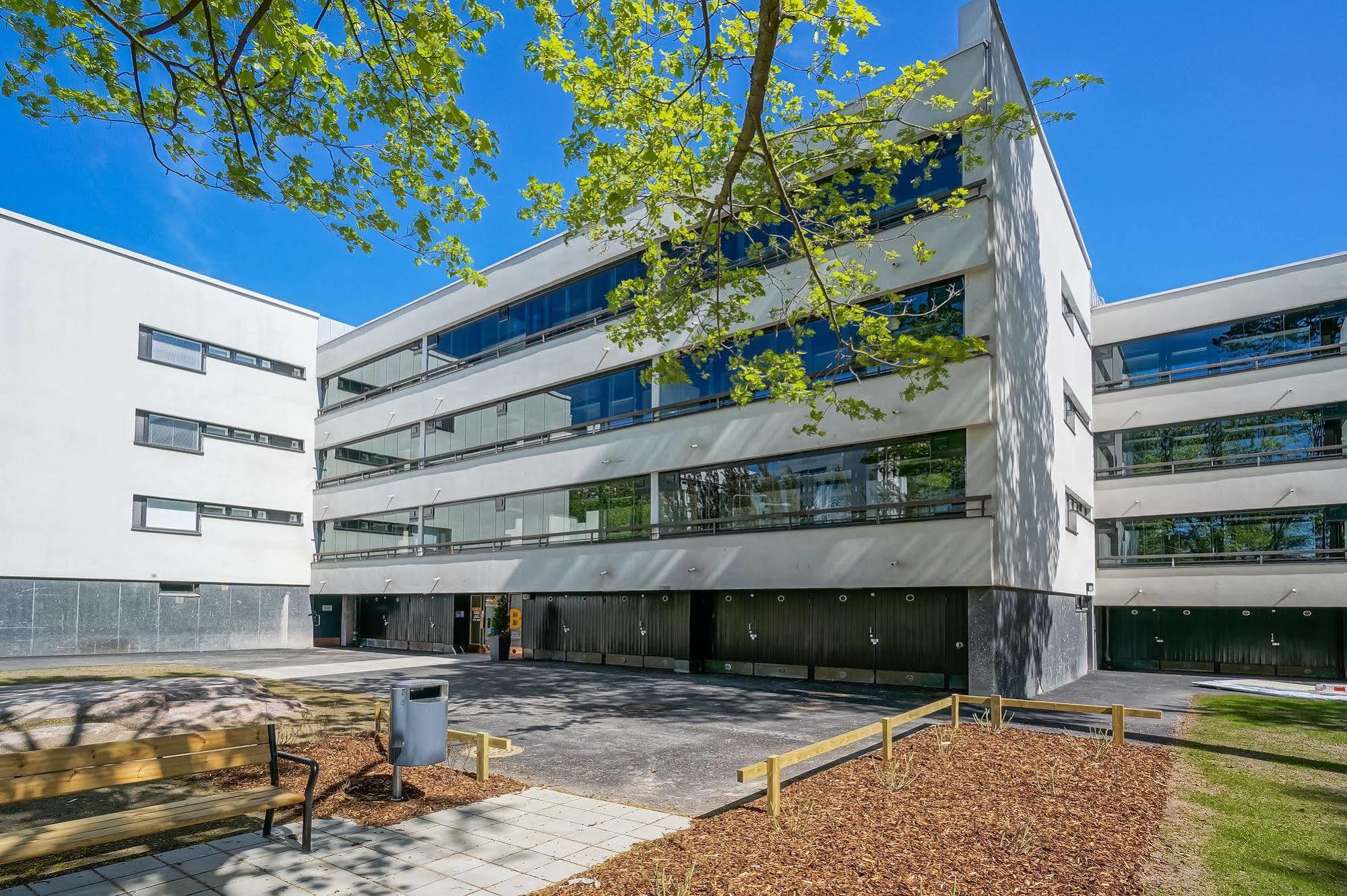 Forenom Serviced Apartments Espoo Tapiola Bagian luar foto