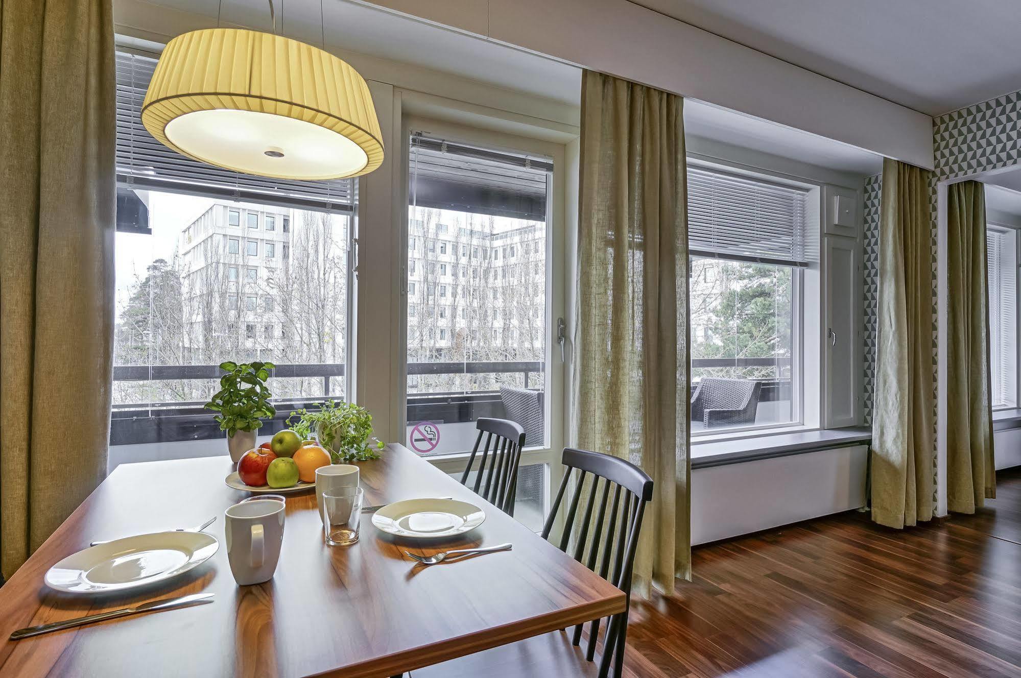 Forenom Serviced Apartments Espoo Tapiola Bagian luar foto